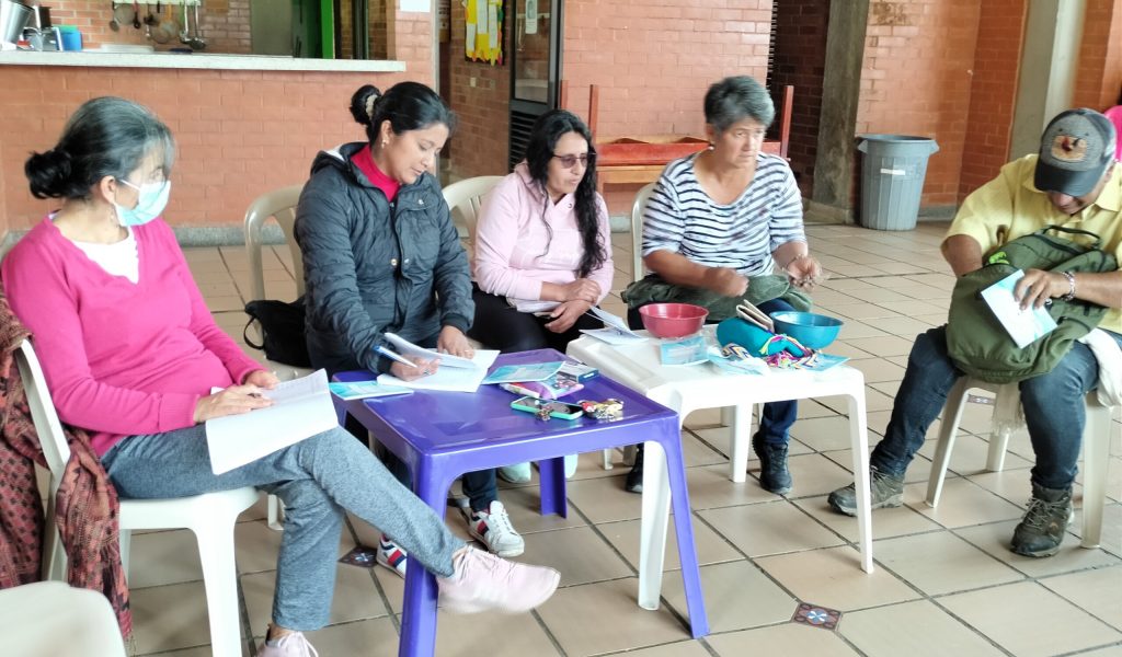 Sesión grupo de ahorro y crédito